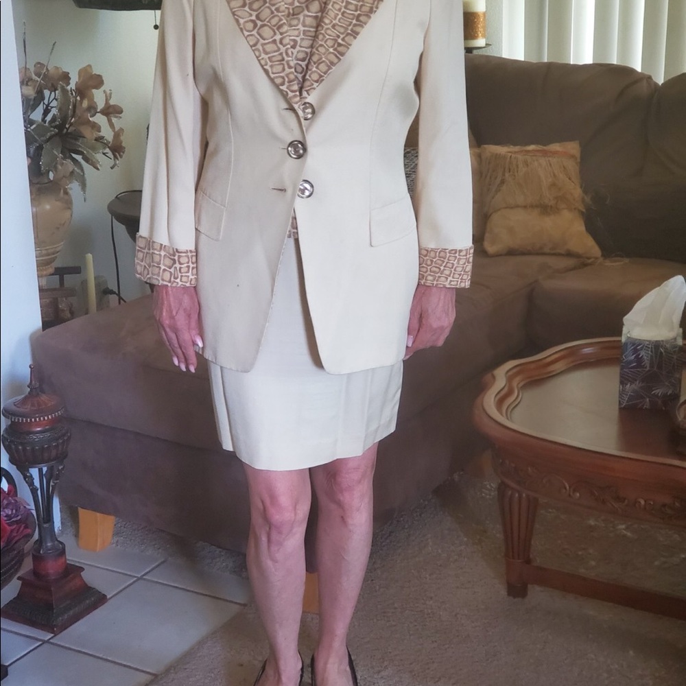 Ilia Boutique 3 piece suit from Italy